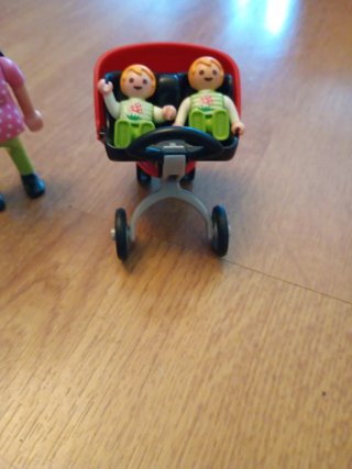 Playmobil Cochecito Doble con Figuras