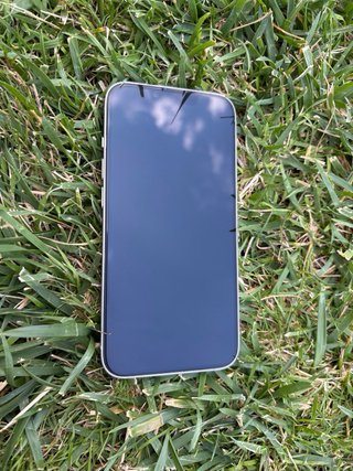 iPhone 14 Morado Casi Nuevo