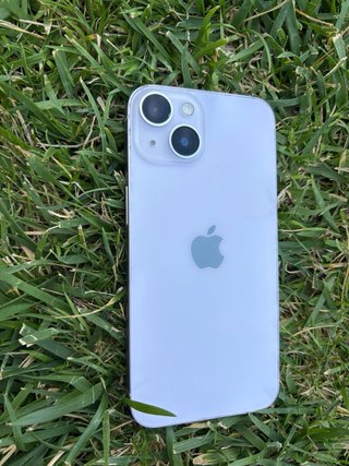 iPhone 14 Morado Casi Nuevo