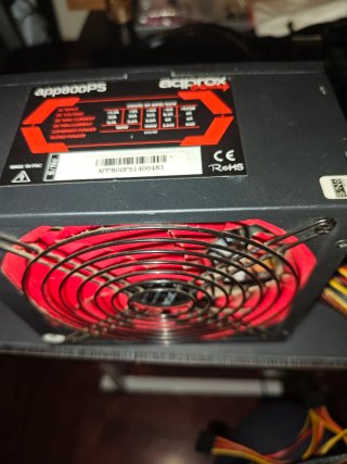 Fuente de Alimentación GAMING 800W PCIe