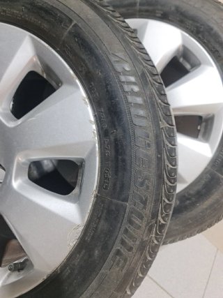 4 Llantas Audi 225/60 R16. Buen estado