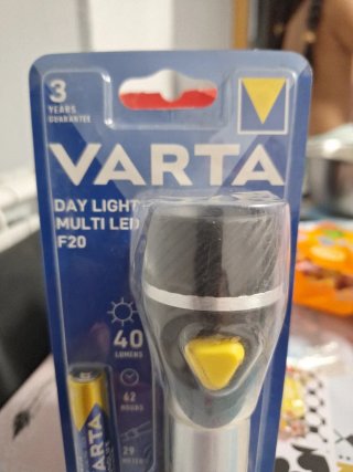 Linterna Varta LED F20
