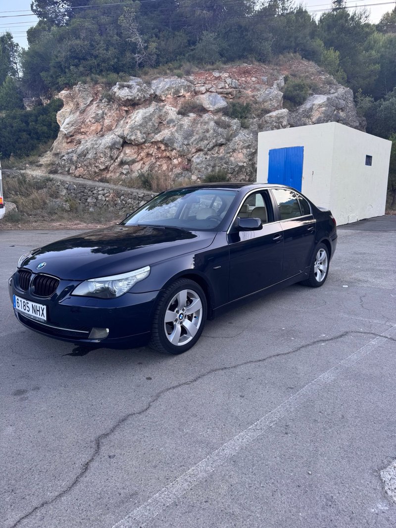 BMW Serie 5 2008 - foto 1