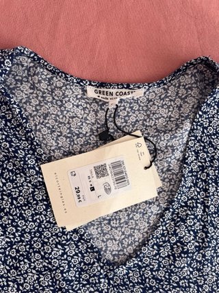Vestido Green Coast floral azul y blanco