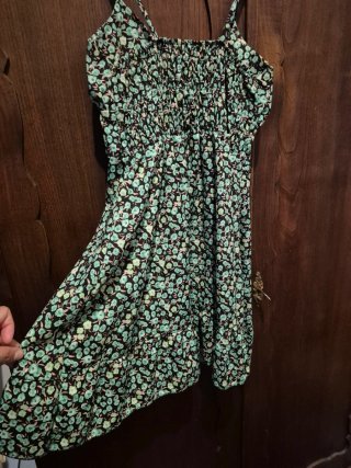 Vestido corto floral verde