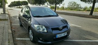 Toyota Auris 2010