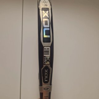 Pala de pádel NOX AT Genius Luxury