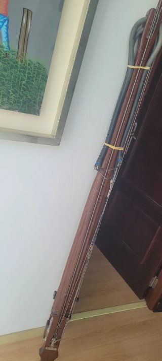 Arpón de pesca submarina de madera de iroco