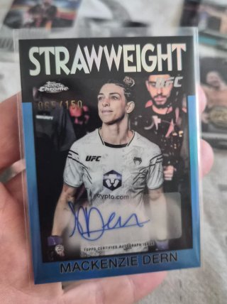 Mackenzie Dern UFC Topps Chrome Autograph 065/150