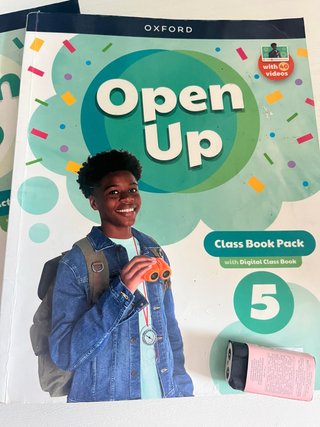 Open Up 5 Course Book (Spain)