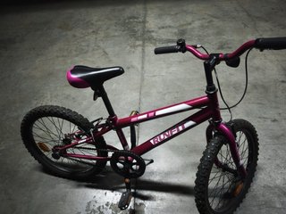 Bicicleta Runfit 20” rosa, lista para usar