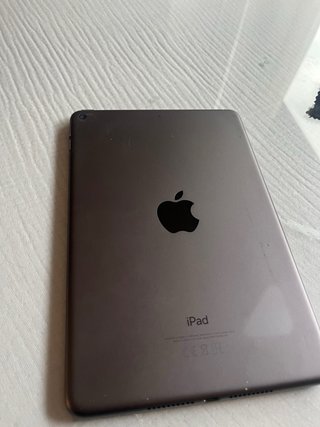 iPad Mini 5 con funda teclado Logitech