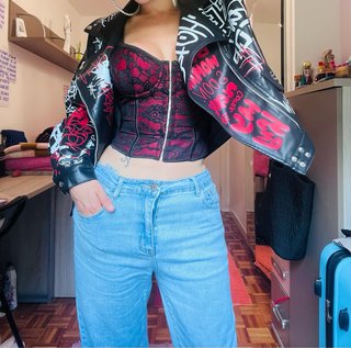 Chaqueta cuero graffiti negra