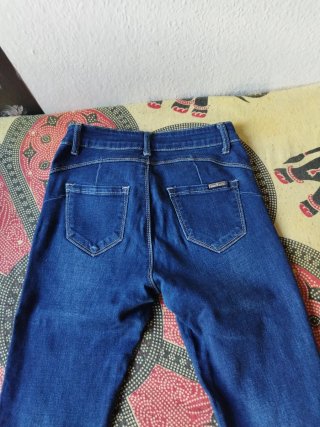 Pantalón vaquero mujer azul