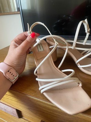 Sandalias Stradivarius Tacon Beige
