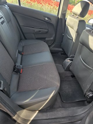 Opel Astra 2012 URGE VENTA LEER TODO EL ANUNCIO.