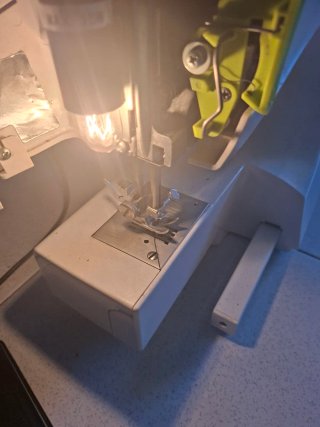 Máquina de coser Alfa Inizia 520