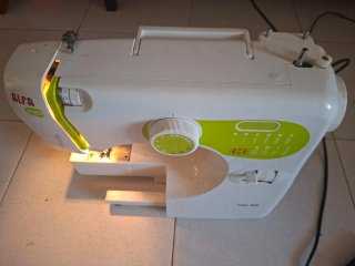 Máquina de coser Alfa Inizia 520