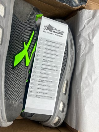 Zapatos de seguridad U-Power grises y verdes