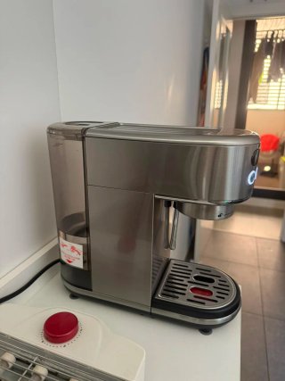 Cafetera Neretva 20 bares 1350W