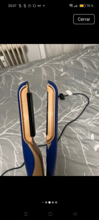 Plancha de pelo Cecotec azul y dorada