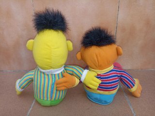 Epi y Blas parlanchines peluches