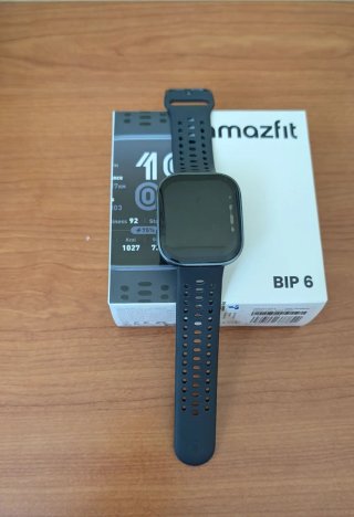 Amazfit Bip 6 Smartwatch Negro