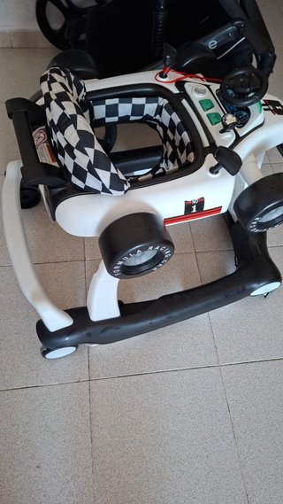 Carrito de bebé y andador infantil