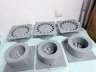 Sumideros sifónicos de plástico gris
