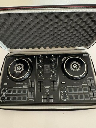 Controlador DJ Pioneer DDJ-200