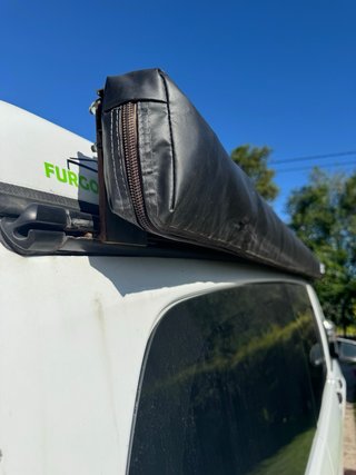 Toldo  lateral para furgoneta marca jovive