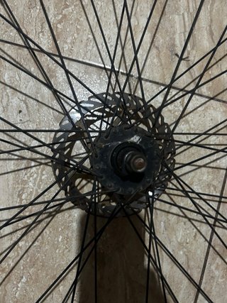 Rueda de bicicleta con disco de freno