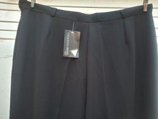Pantalón mujer T52. Con etiquetas. VER medidas