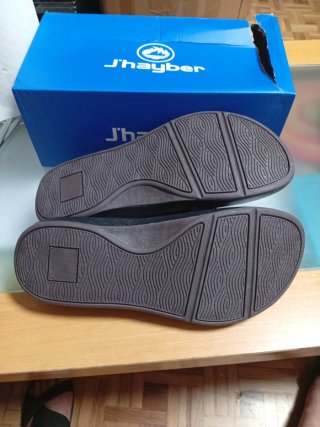 Chanclas J'hayber Marrones y Negras