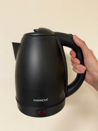 Hervidor eléctrico Kasanova negro – 1,8L