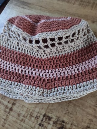 Cappello donna uncinetto beige e marrone