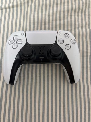 Consola PlayStation 5 con 2 mandos