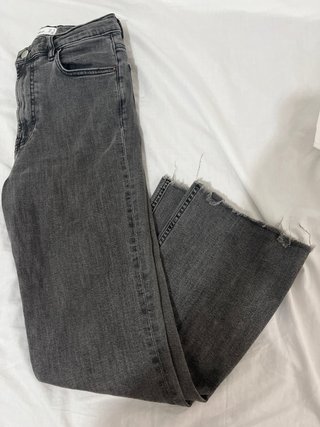Pantalón vaquero gris largo