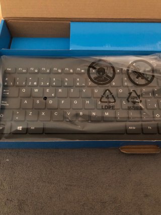 HP 235 Teclado y Ratón Inalámbrico Combo nuevos