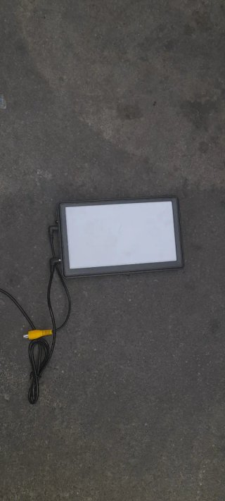 Pantalla plana para coche negra y gris