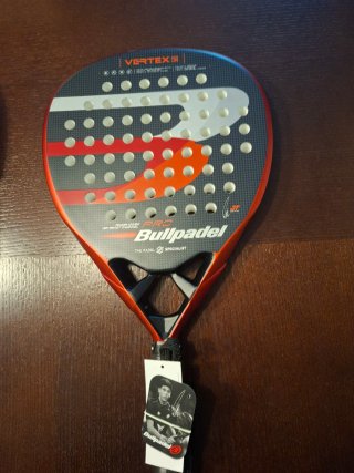 Pala de pádel Bullpadel Vertex Junior