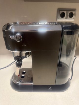 Cafetera DeLonghi Dedica Style Negra