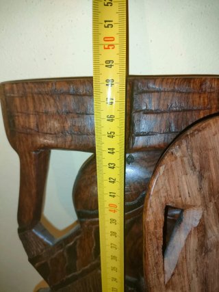 Scultura etnica in legno
