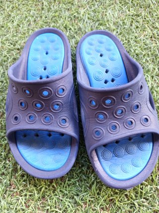 Chanclas Spiderman Talla 29.