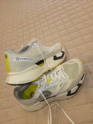 The North Face Vectiv Pro 3