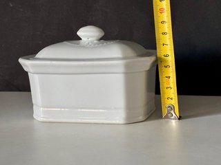 🇫🇷 Mantequillera porcelana blanca