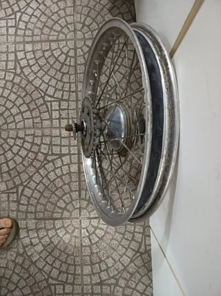 Rueda Trasera 18 Puch, Suzuki, Rieju, Derbi