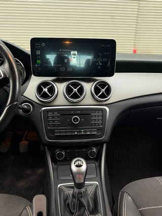 Mercedes-Benz Clase CLA 200d 2015