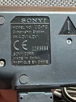 Caricabatterie Sony AC-LM5A per fotocamera