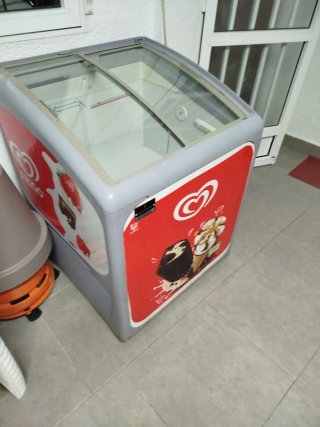 Congelador Horizontal con Tapa de Cristal